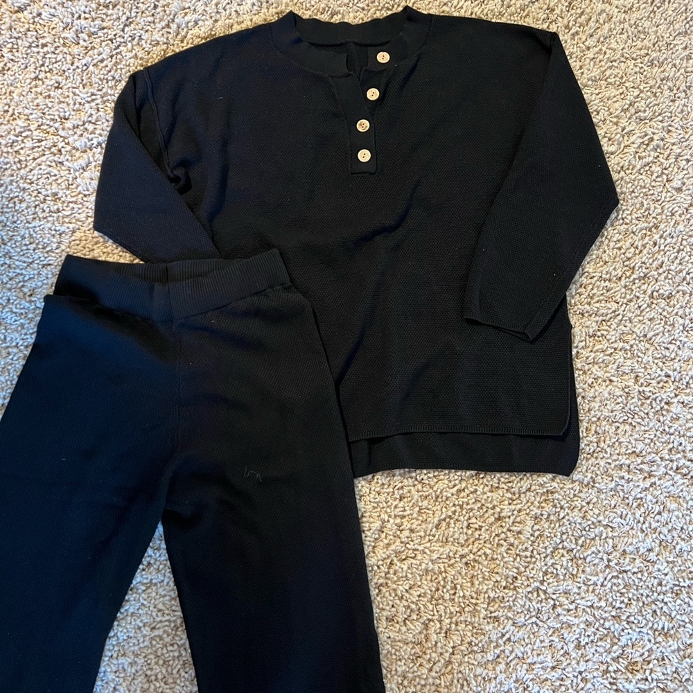 Size Large, Henley Set. New Without Tags! - image 2